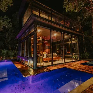 https://knaj-tulum.allrivieramayahotels.com